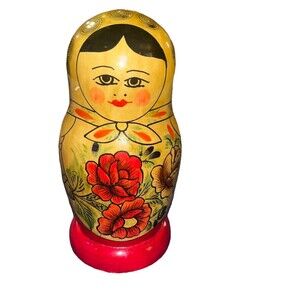 Vintage! Matryoshka (nesting) dolls! USSR, Soviet, art hand-painted 6 persons